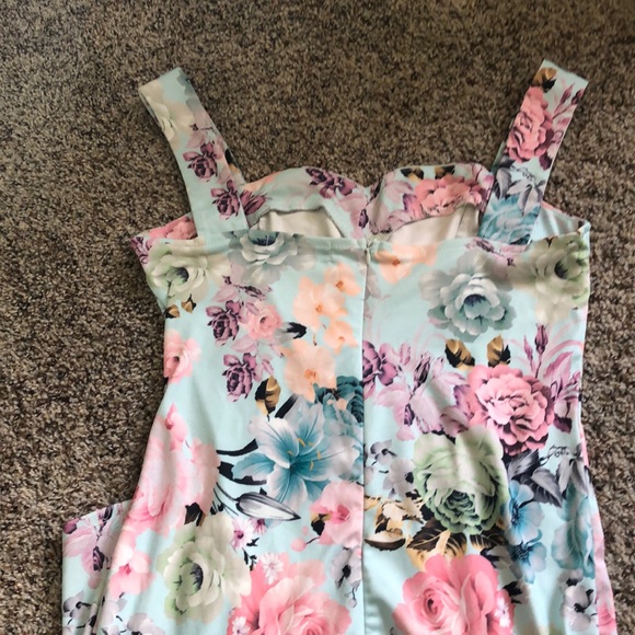 NWOT CBR Floral Dress - Picture 4 of 6